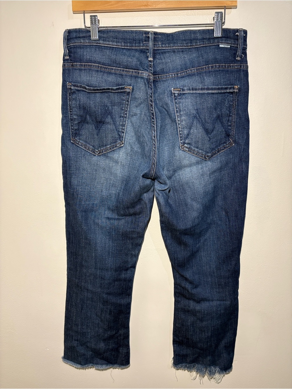 MOTHER Insider Crop Step Fray Jeans - Picture 2 of 7